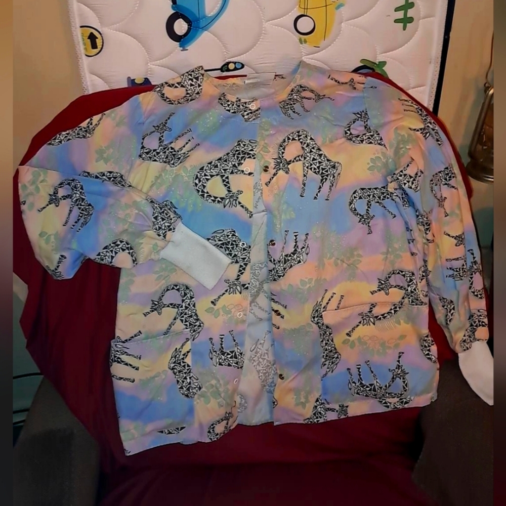 Long sleeve scrub jacket
